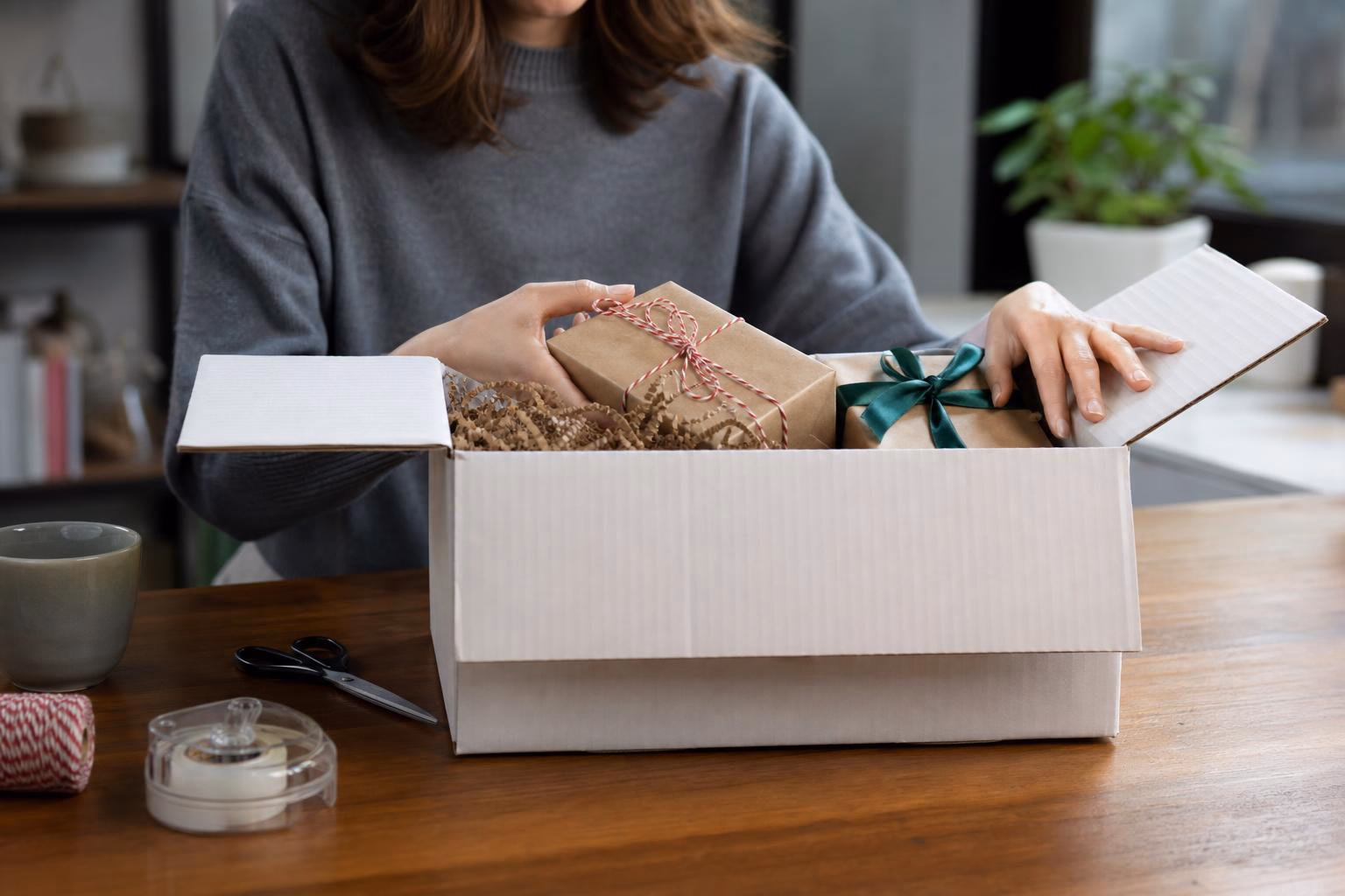 Are USPS Flat Rate Boxes Worth It for Gifts in 2026?