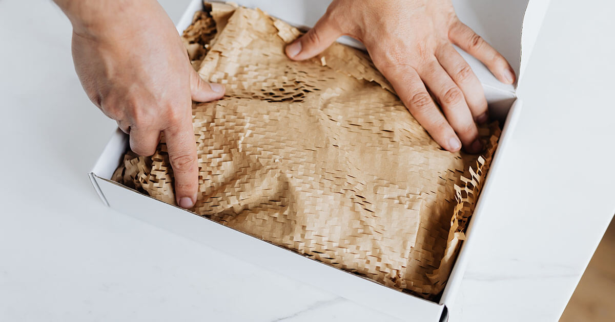 Selecting the right packing and shipping centers for your valuables